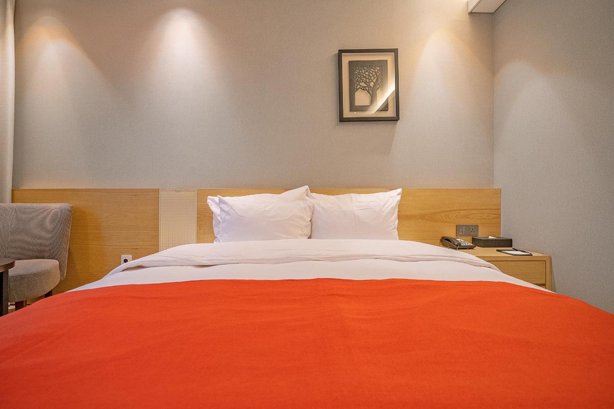 Gloucester Hotel Cheongju Extérieur photo