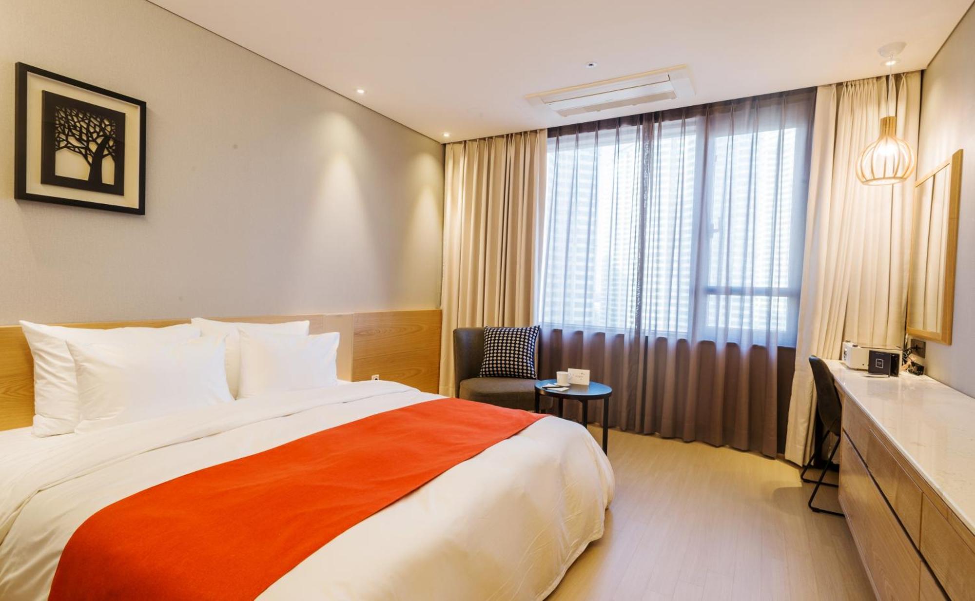 Gloucester Hotel Cheongju Extérieur photo